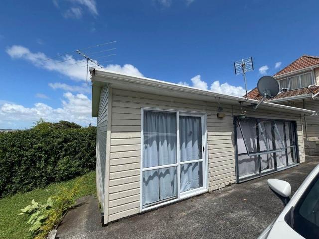 House for rent in Point England