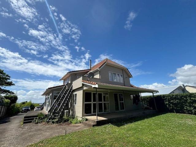 House for rent in Point England