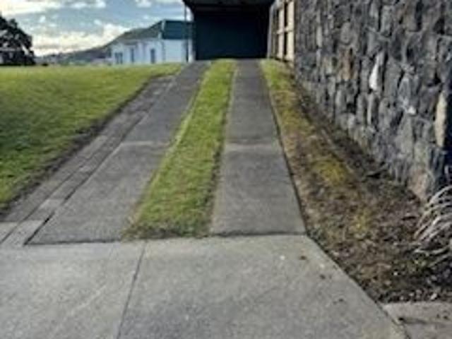 House for rent in Point England