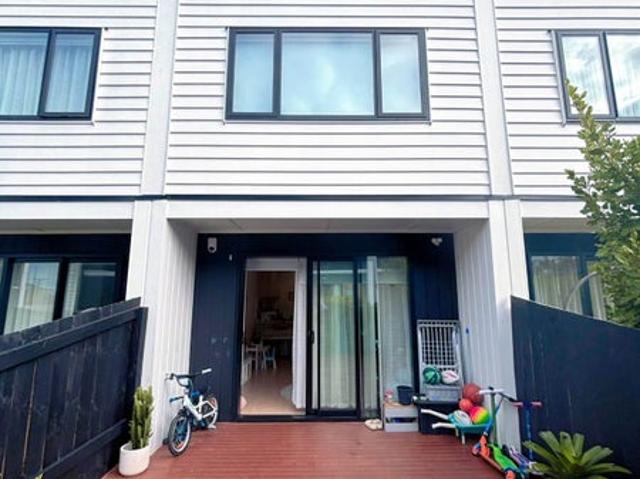 House for rent in Panmure, Oroua County