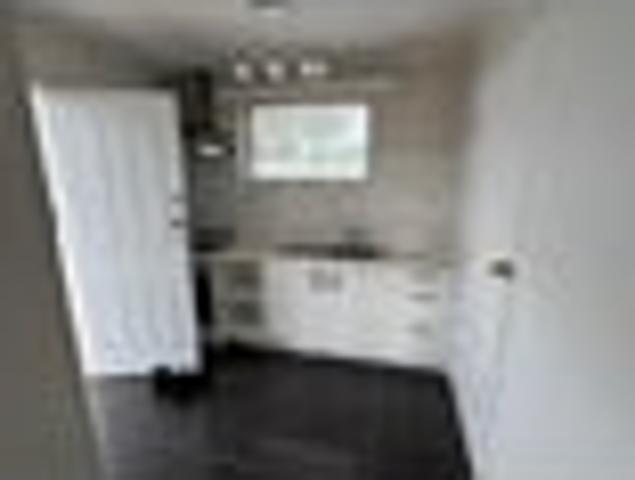 Apartment for rent in Panmure, Maungakiekie-Tāmaki