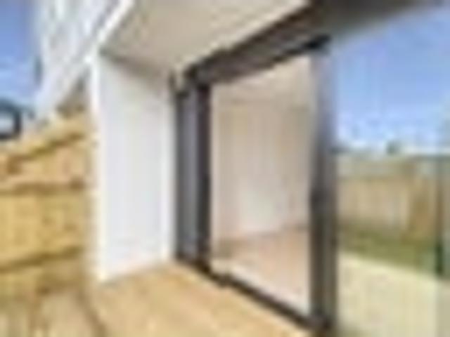 Townhouse for rent in Panmure