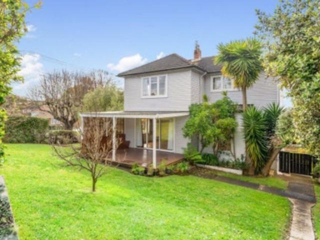 House for rent in Point England