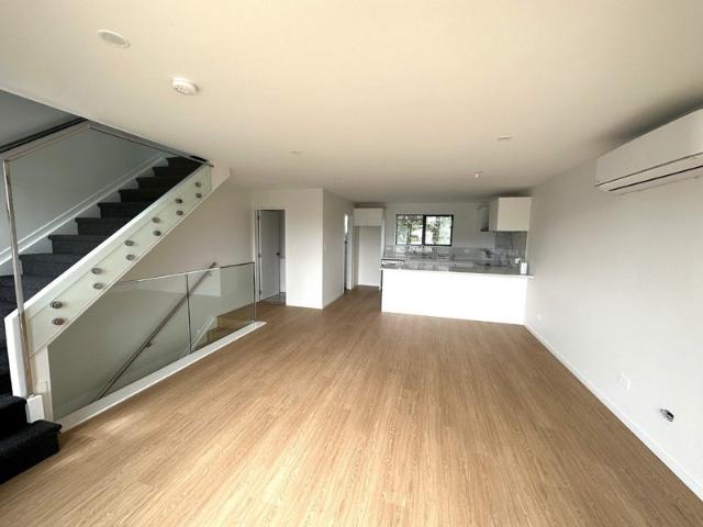 House for rent in Point England