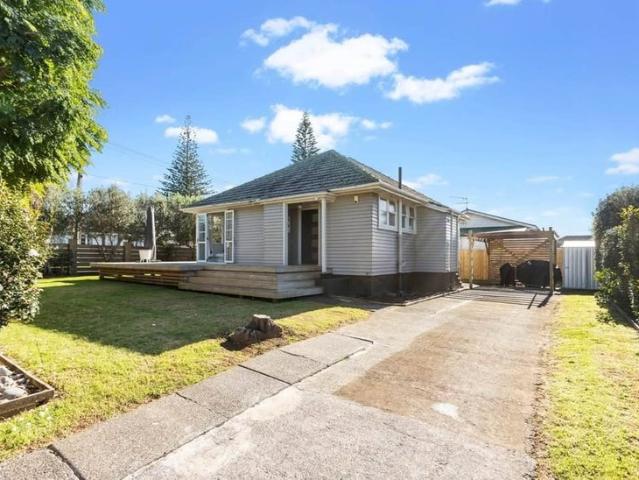 House for rent in Point England