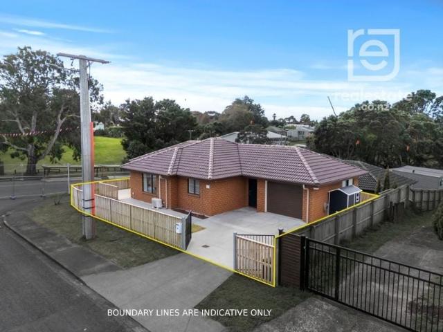 House for rent in Point England, Oroua County