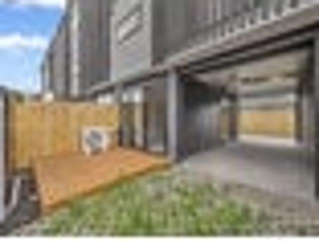 Townhouse for rent in Panmure, Oroua County