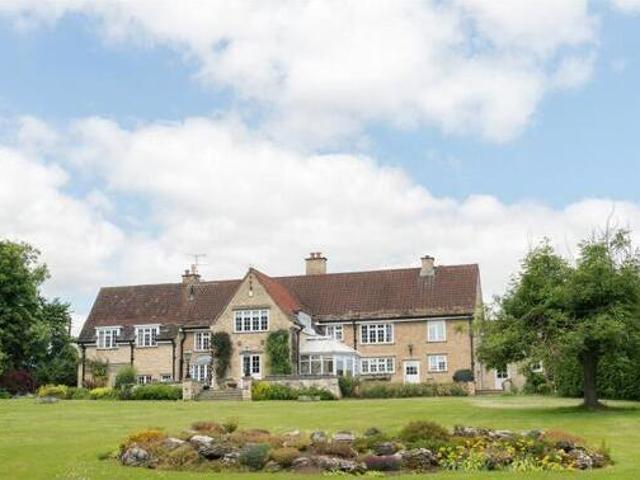 House for sale in Harrogate, North Yorkshire
