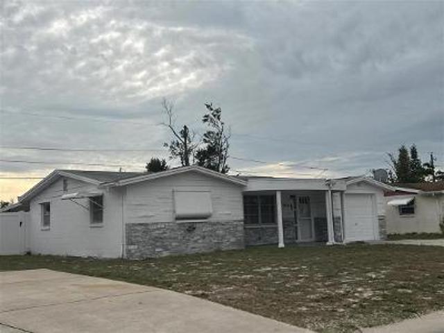 House for sale in Holiday, Florida