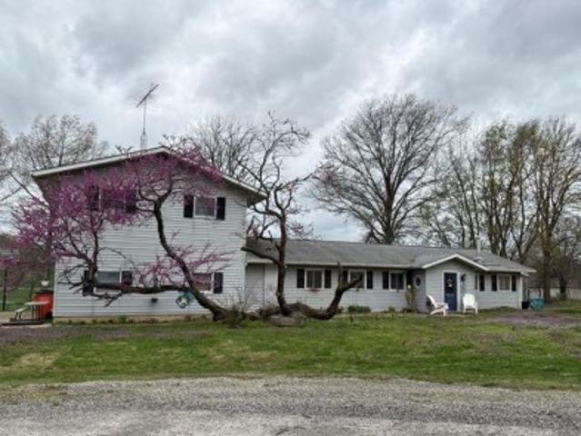 House for sale in Clinton, Illinois