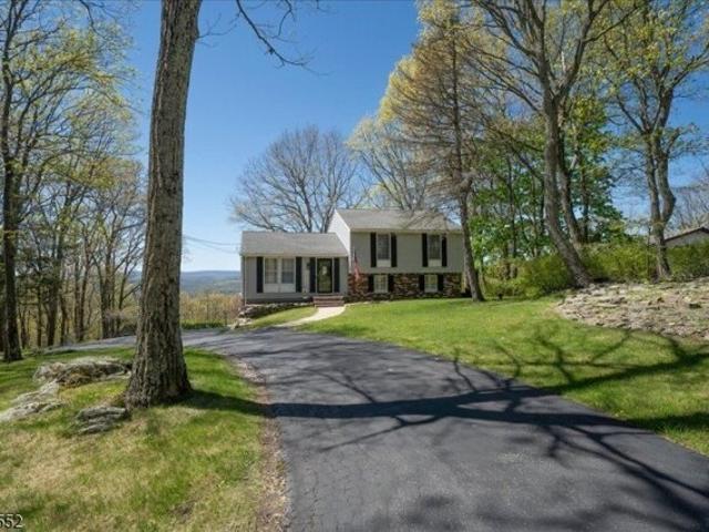 House for sale in Glenwood, New Jersey