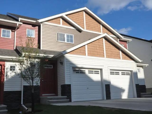 Townhouse for rent in Panorama Hills, Calgary
