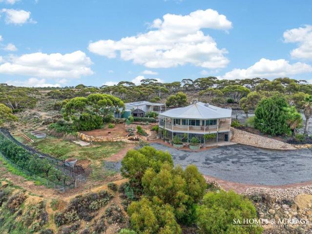 Cottage for sale in Blanchetown, South Australia