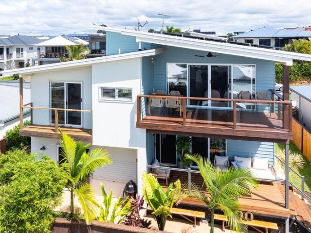 House for sale in Point Talburpin, Greater Brisbane