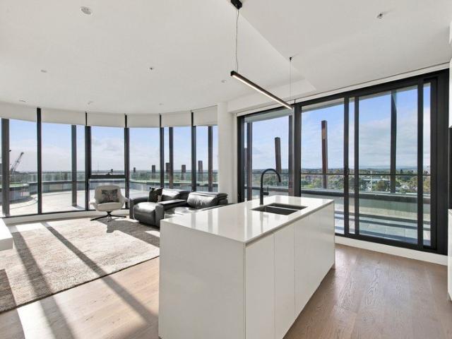 Apartment for sale in Heidelberg Heights, Melbourne