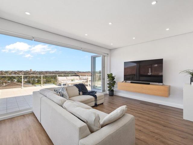 Apartment for sale in Northern Beaches, Sydney