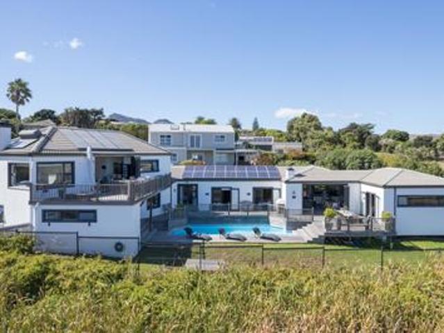 House for sale in Noordhoek, Western Cape