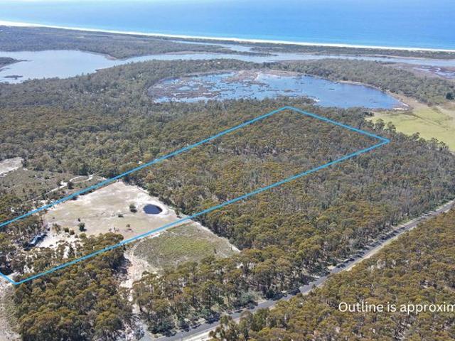 Land for sale in Falmouth, Tasmania