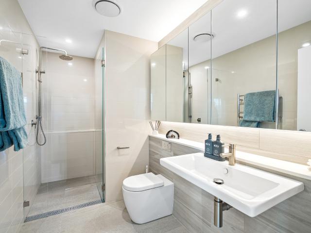 Apartment for sale in Point Frederick, New South Wales