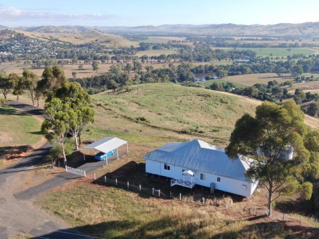 Cottage for sale in Gundagai, Cootamundra-Gundagai Regional Council