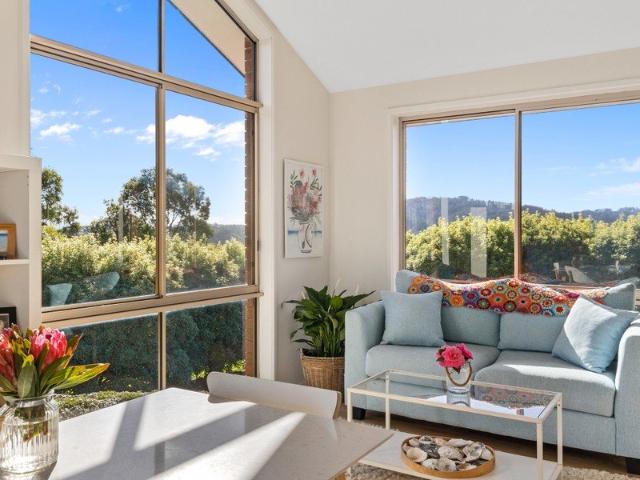 Cottage for sale in Toora North, Victoria