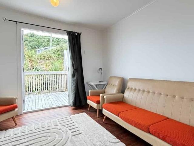 Apartment for rent in Ōwhiro Bay, Wellington