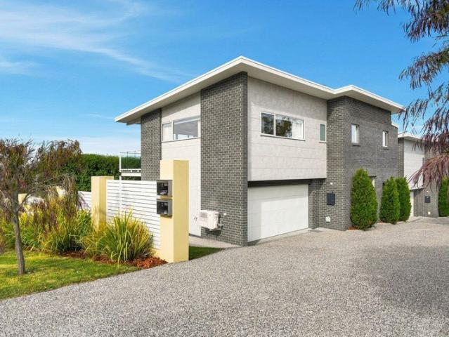 Townhouse for sale in Hobart, Tasmania