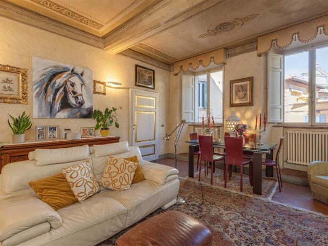 Appartamento in vendita a Contrada della Selva, Siena