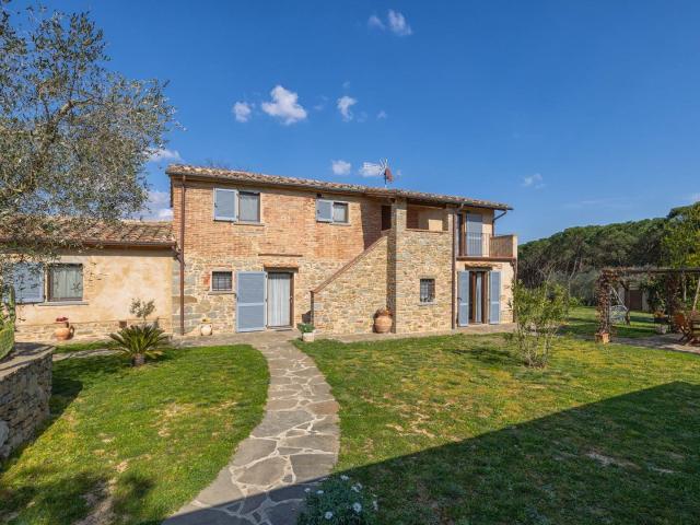 Casa in vendita a Cortona, Toscana