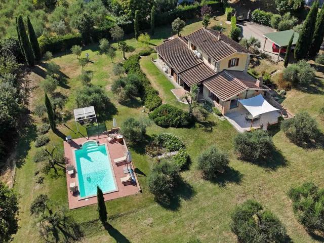 Casa in vendita a Cortona, Toscana