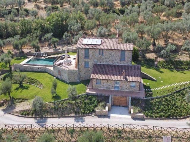 Casa in vendita a Cortona, Toscana