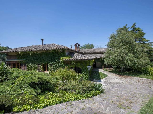 Casa in vendita a Montepulciano, Siena