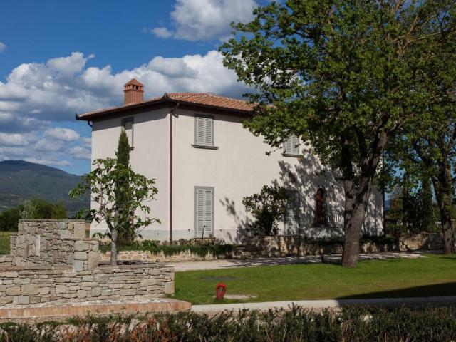 Casa in vendita a Cortona