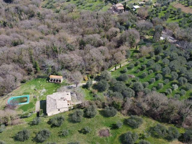Casa in vendita a Sarteano, Siena