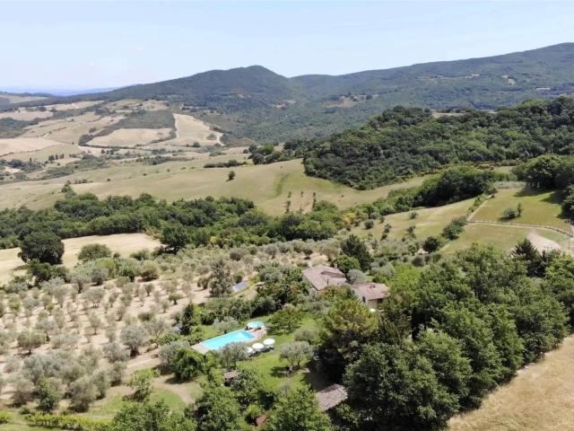 Casa in vendita a Radicondoli, Toscana