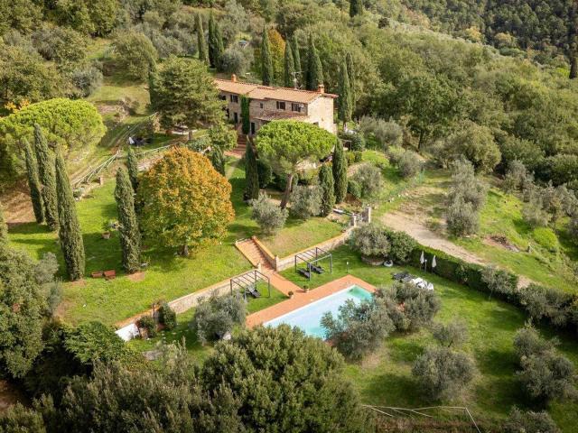 Casa in vendita a Unione di Comuni Valdarno e Valdisieve, Reggello