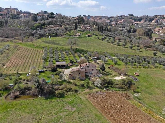 Casa in vendita a Abbadia Di Montepulciano, Toscana