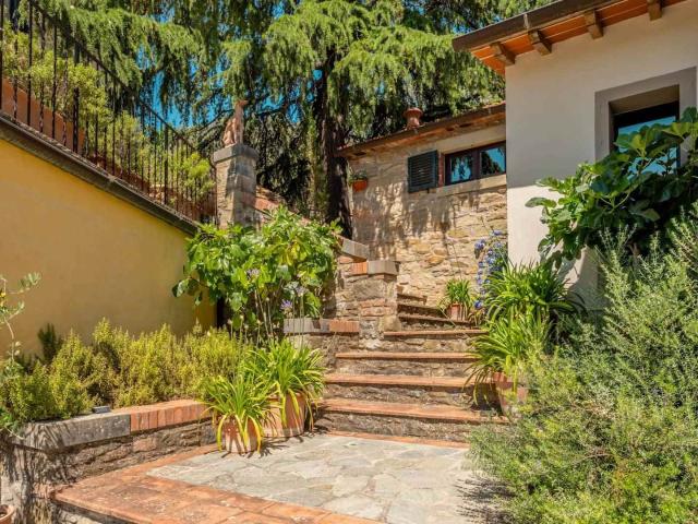 Casa in vendita a Castiglion Fiorentino, Toscana