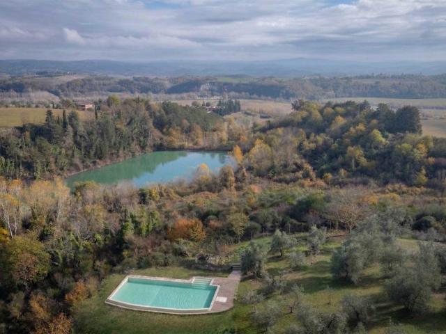 Casa in vendita a Contrada della Selva, Siena