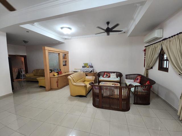 Terraced House for rent in Georgetown, Penang