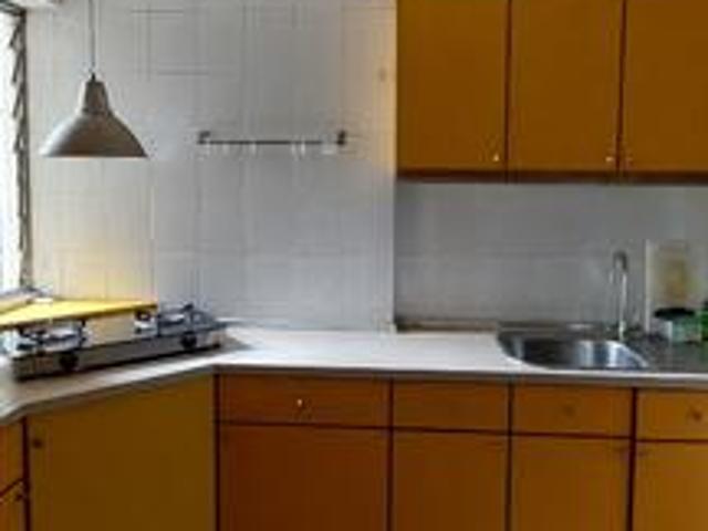 Condominium for rent in Pantai