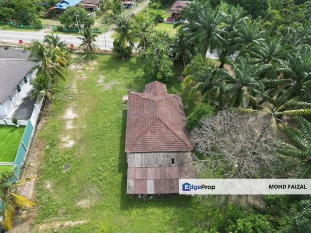 Shop for sale in Malaka