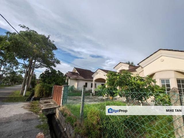 House for sale in Tanjong Sepat, Selangor