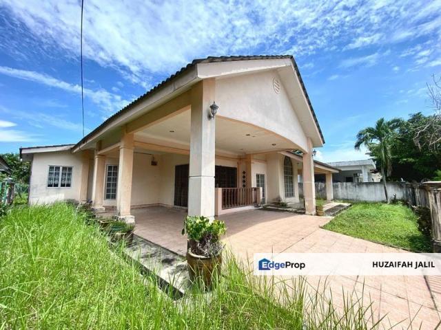 House for sale in Tanjong Sepat, Selangor