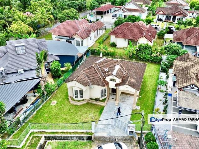 House for sale in Tanjong Sepat, Selangor