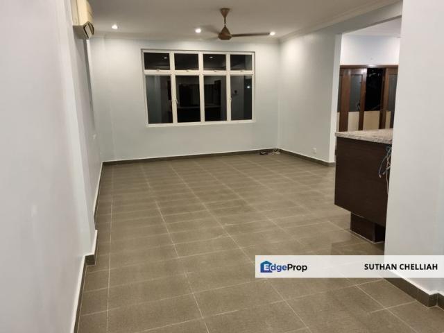 Condominium for sale in Pantai