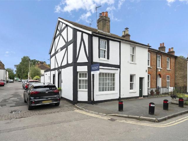 House for rent in Ashley Park, Surrey