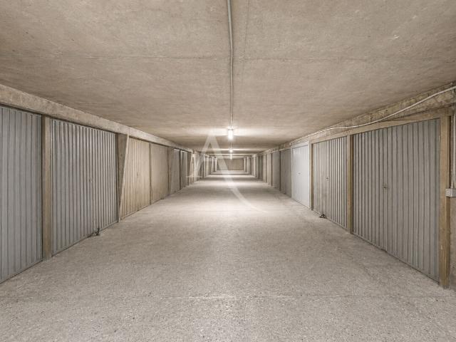 Garage vente à Bobigny, Pantin
