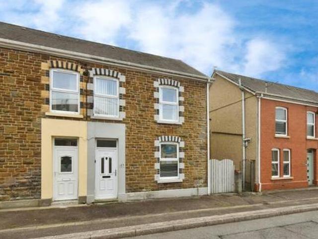 House for sale in Ammanford, Wales