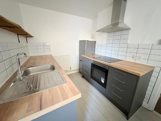 Apartment for rent in Brynmill, Swansea